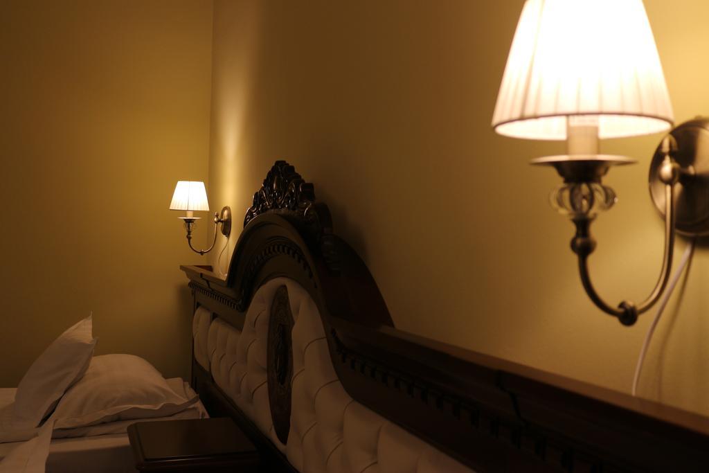 Hotel Astoria 사투마레 외부 사진