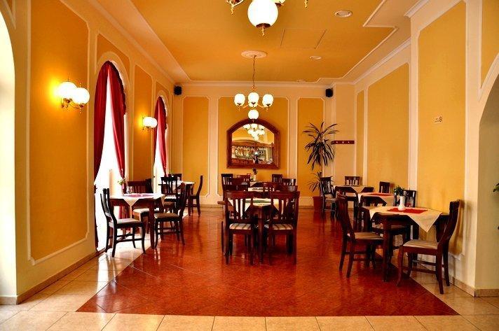 Hotel Astoria 사투마레 외부 사진